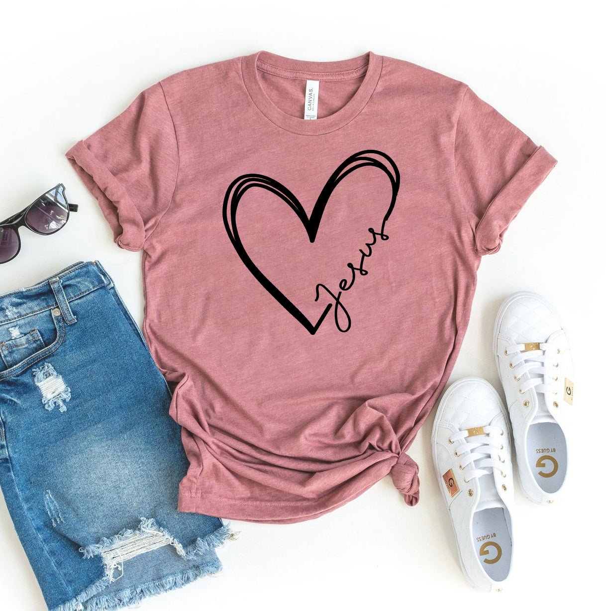 Love Jesus T-shirt - The Mossy Bough